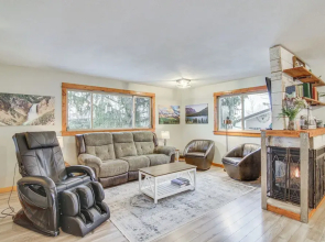 11 Mi to Bozeman: Family Home w/ Movie Room!