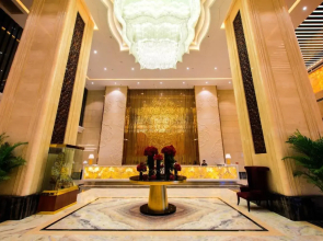 Chengdu Dading Century Hotel