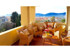 Alghero, Villa Duchessa with sea view surrounded by greenery for 8 people