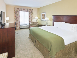 Holiday Inn Express Hotel & Suites Brownfield by IHG