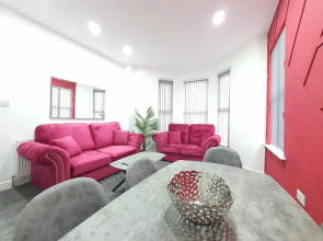 Dysa Banks Apartments