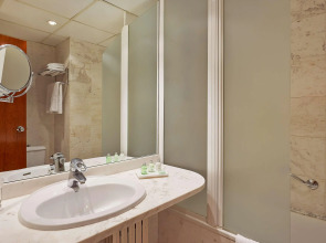 NH Barcelona Entenza