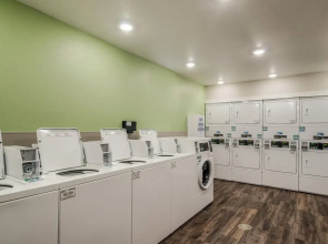WoodSpring Suites Cleveland Lee University