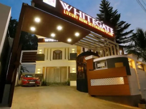 White Gate Luxury Hotel