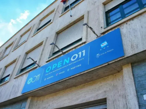 Open011
