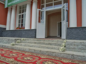 Voskresenskaya Hotel