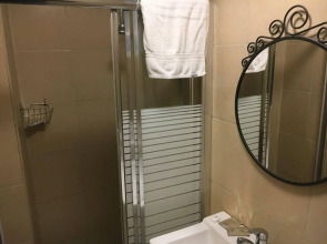 Dream Beach TLV Boutique Hotel