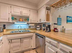 Topsail Beach Oceanfront Oasis w/ Stunning Views!