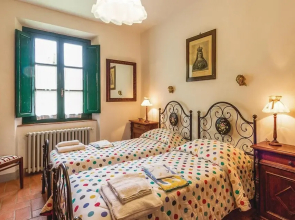 Amazing Home in Partina AR With 4 Bedrooms, Jacuzzi and Wifi