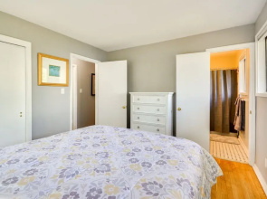 2 Mi to Dtwn Greensboro: Centrally Located Home