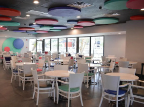 Grand Hotel Orlando at Universal Blvd - Shuttle to Theme Parks