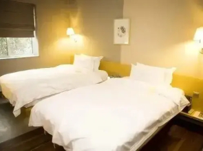 Wans Color House Hotel