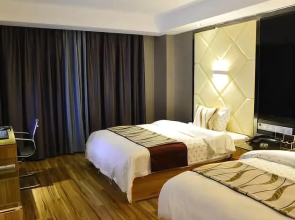Qianjiang Hotel