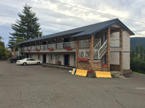 Drummond Lodge & Motel