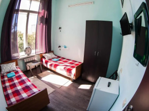 Голливуд Хостел 