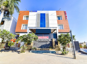 Fabhotel Golden Palms