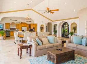 Four Bedroom Ten Sleeps Pool Villa In Mexico