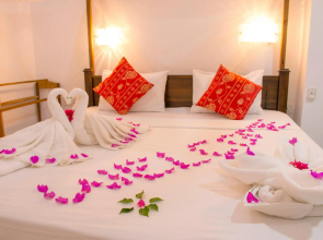 East Beach Surf Resort