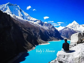 Yoly's House