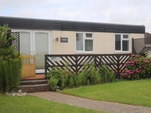 20F Medmerry Park 2 Bedroom Chalet