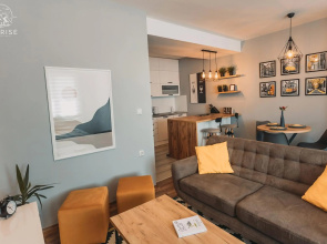 Sunrise Luxury Apartment