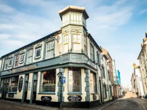 The Wellington Cromer