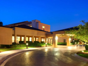 Courtyard by Marriott Columbus Worthington