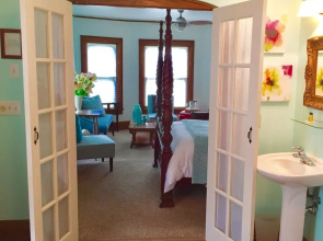 Distinctive Inns of Kingsville Inn31