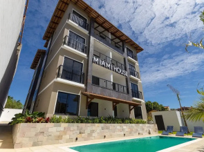 Miami House Cumbuco by Carpediem