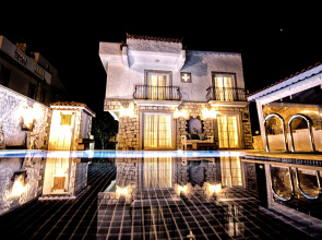 Naz Konak Alacati