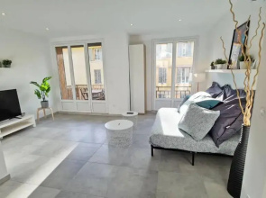 Maxbnb - T2 Balcon 50m2 - Climatise - Ouest -