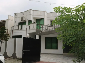 Overseas B&B Guest House