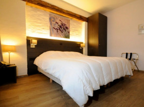 3 Paardekens - City Centre Hotel