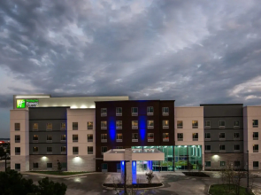 Holiday Inn Express & Suites Garland E - Lake Hubbard I30 by IHG