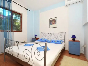 Ljube - by the sea - A3