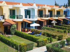 Eva's Houses