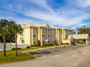 Americas Best Value Inn & Suites Brunswick