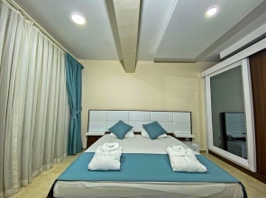 Fethiye Nokta Nif Suit Apart