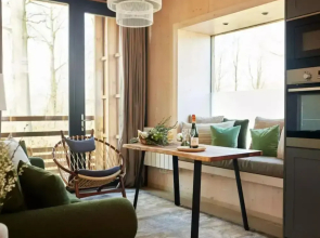 Suite Near Tournai in a Forest Dock Retreat