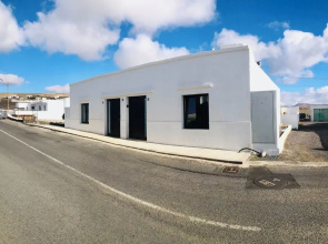 Apartment Alegranza in the Beautiful Village of Mozaga, Lanzarote