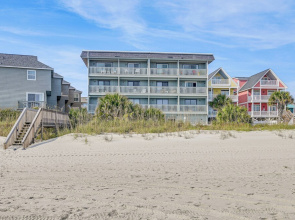 Beachfront Oasis w/ Pool Access in Surfside Beach!