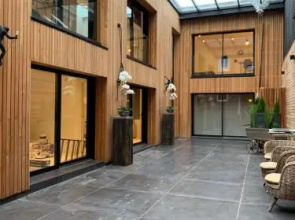 Victorias House