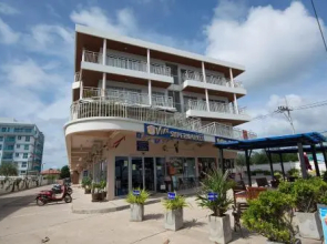 Grand Beach Condo B404 by Malai