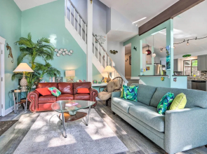 2 Mi to Margaritaville: Lake of the Ozarks Home!