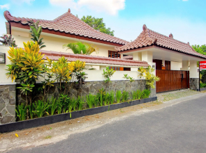 OYO 1473 Omah Tentrem Syariah