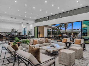 Sleeps 54 3 Luxury Villas w/ Pool + Spa, Pickleball Bravo by Avantstay