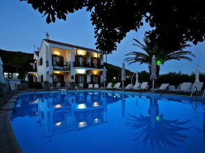 Pegasus Studios & Apartments