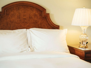 Hilton Lake Las Vegas Resort and Spa