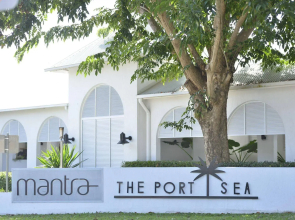 Mantra PortSea Port Douglas