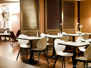 New Hotel Charlemagne